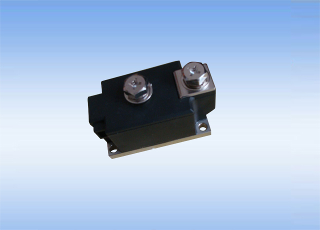 ���O��ģ�K